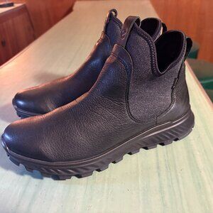 WORN ONCE Womens Ecco Exostrike Gore Tex Black Chelsea Boots EU 39 8 / 8.5 US